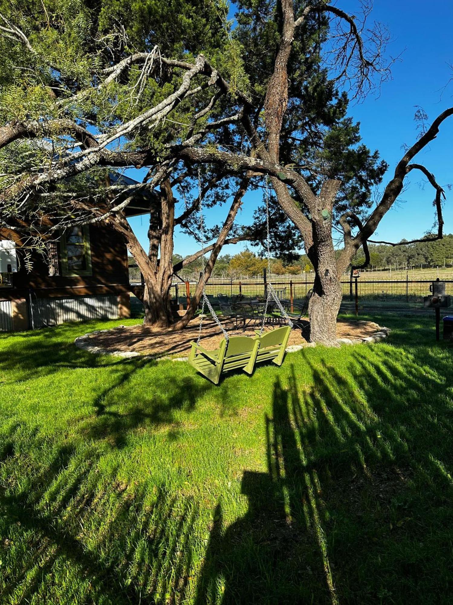 Montesino Ranch Lodging Villa Wimberley Exterior photo
