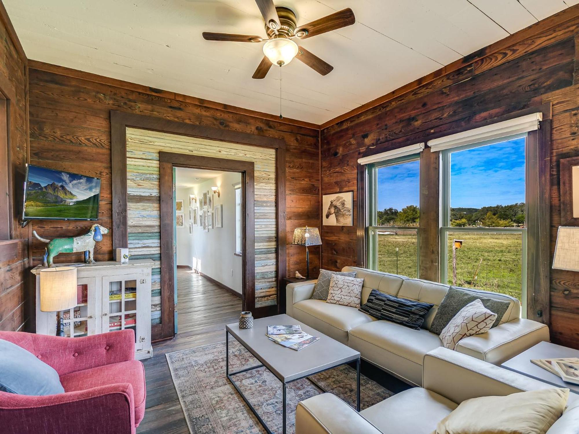 Montesino Ranch Lodging Villa Wimberley Exterior photo